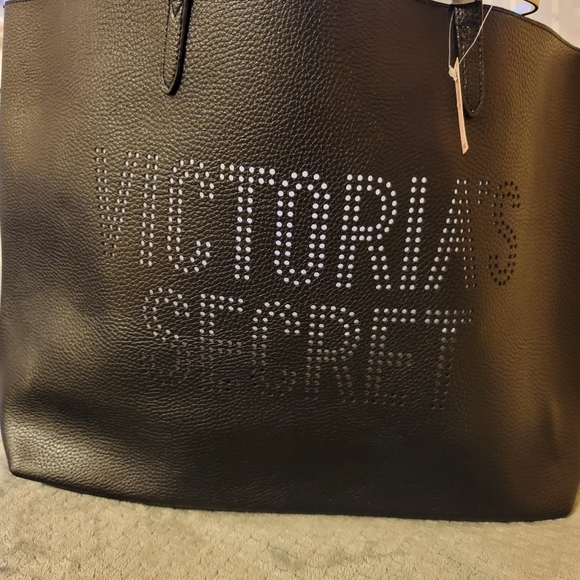 Victoria's Secret Handbags - NEW VICTORIA SECRET  BAG